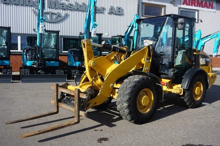 CAT 906M *Uthyres* - Колёсный погрузчик: фото 1 CAT 906M *Uthyres* - Колёсный погрузчик: фото 1