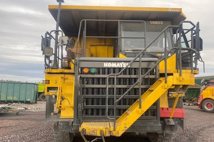 Komatsu HD405-7 - Карьерный самосвал: фото 2 Komatsu HD405-7 - Карьерный самосвал: фото 2