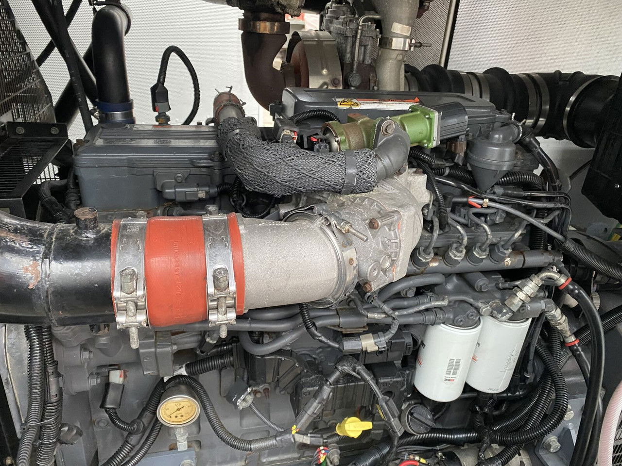 Diversen 300 KVA Aggreko 300 KVA - Электрогенератор: фото 3 Diversen 300 KVA Aggreko 300 KVA - Электрогенератор: фото 3