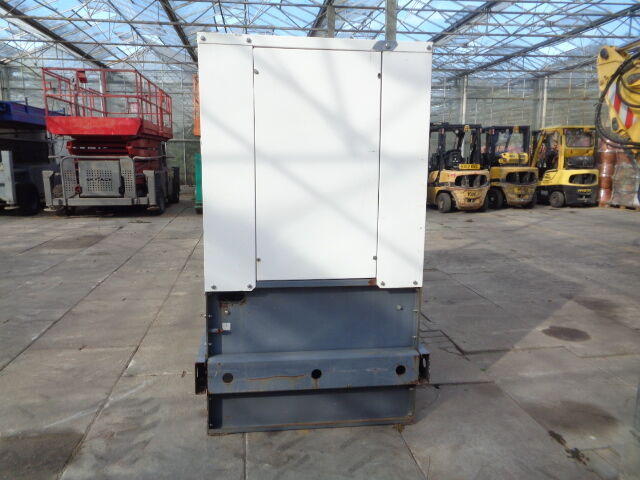 Diversen 60 KVA Aggreko 60 KVA - Электрогенератор: фото 2 Diversen 60 KVA Aggreko 60 KVA - Электрогенератор: фото 2