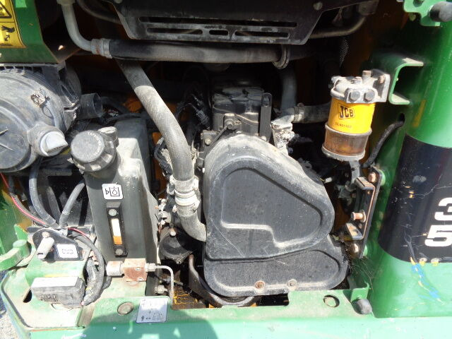 JCB 135 R - Мини-погрузчик с бортовым поворотом: фото 5 JCB 135 R - Мини-погрузчик с бортовым поворотом: фото 5