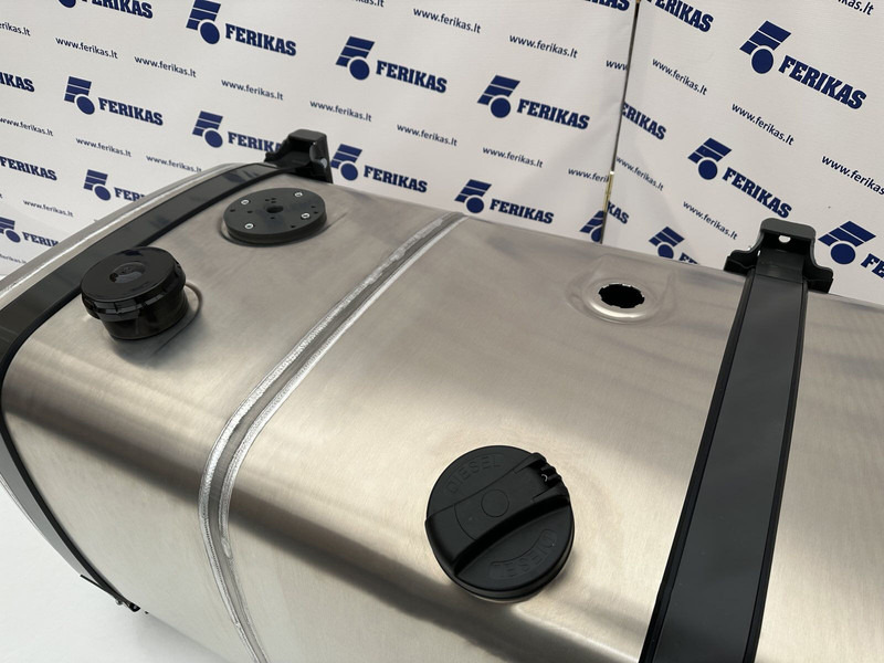 Combined oil fuel tank 200L oil tank 285L fuel tank 620x675x1250 - Бак для гидравлической жидкости для Грузовиков: фото 4 Combined oil fuel tank 200L oil tank 285L fuel tank 620x675x1250 - Бак для гидравлической жидкости для Грузовиков: фото 4