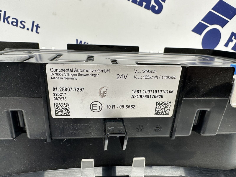 Continental TGX - Приборная панель для Грузовиков: фото 3 Continental TGX - Приборная панель для Грузовиков: фото 3