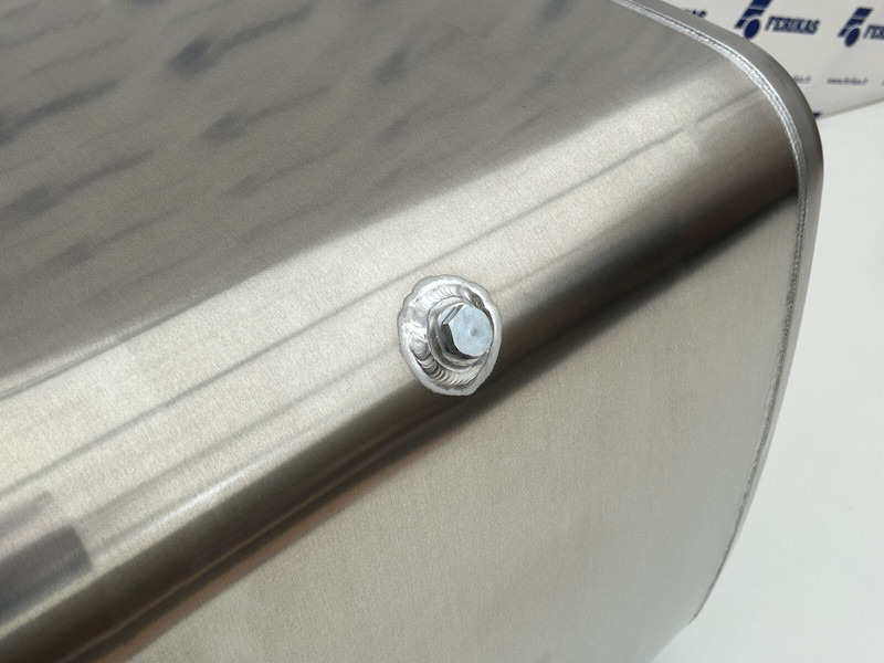 Новый Топливный бак для Грузовиков DAF: фото 8 Новый Топливный бак для Грузовиков DAF: фото 8