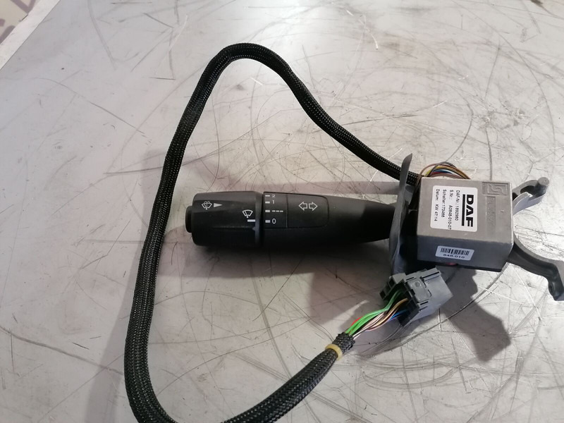 DAF - Подрулевой переключатель для Грузовиков: фото 1 DAF - Подрулевой переключатель для Грузовиков: фото 1