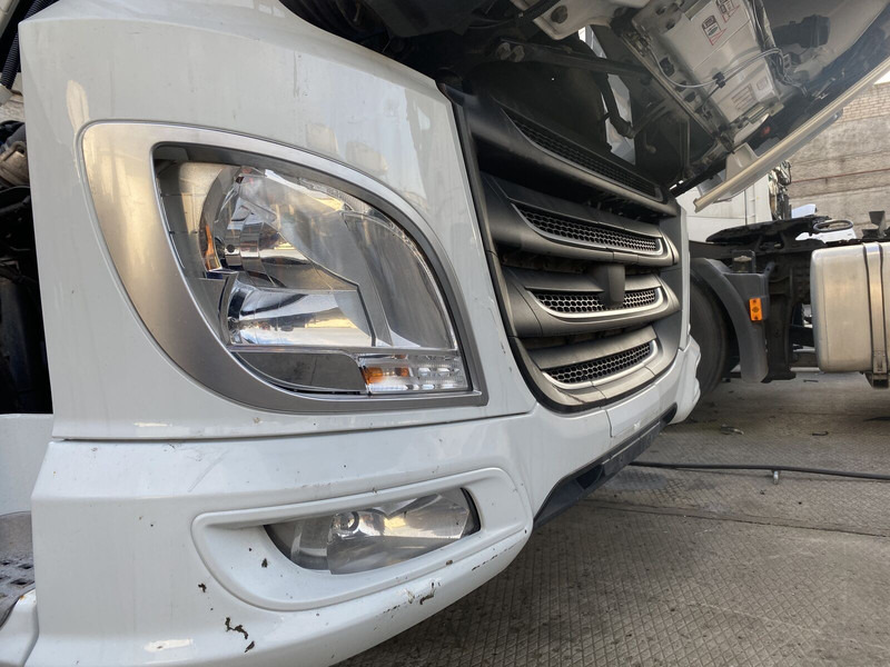 DAF XF 106 - Бампер для Грузовиков: фото 4 DAF XF 106 - Бампер для Грузовиков: фото 4