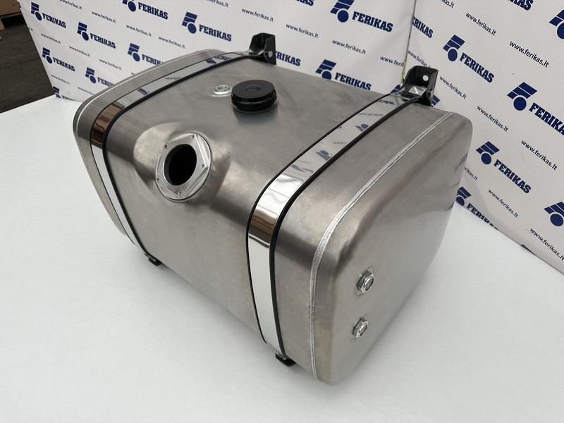 Hydraulic aluminum oil tank 300L - Бак для гидравлической жидкости для Грузовиков: фото 2 Hydraulic aluminum oil tank 300L - Бак для гидравлической жидкости для Грузовиков: фото 2