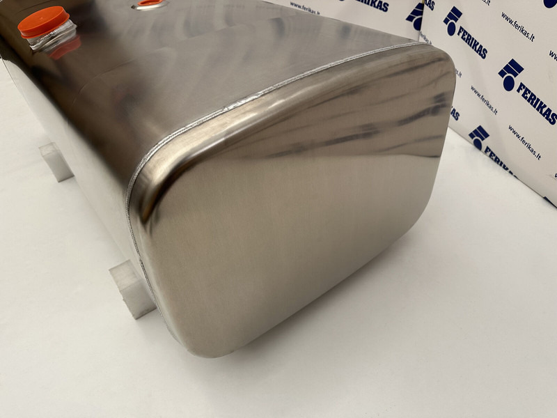 Iveco New aluminum fuel tank 400L - Топливный бак для Грузовиков: фото 2 Iveco New aluminum fuel tank 400L - Топливный бак для Грузовиков: фото 2