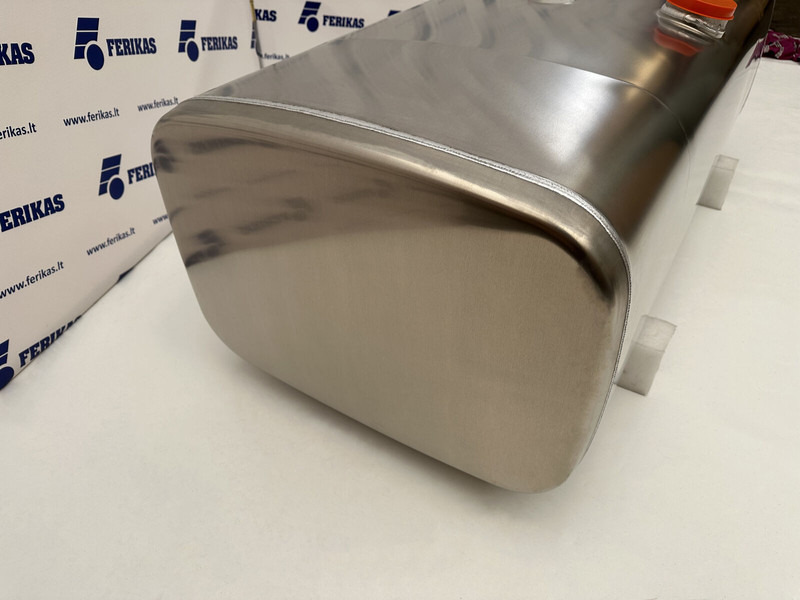 Iveco New aluminum fuel tank 400L - Топливный бак для Грузовиков: фото 3 Iveco New aluminum fuel tank 400L - Топливный бак для Грузовиков: фото 3