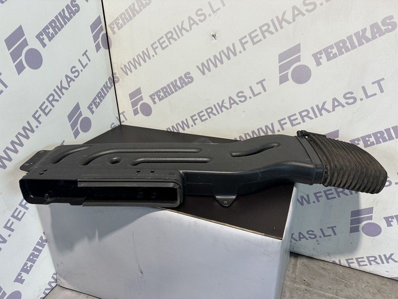 MAN TGX - Впускная труба для Грузовиков: фото 1 MAN TGX - Впускная труба для Грузовиков: фото 1