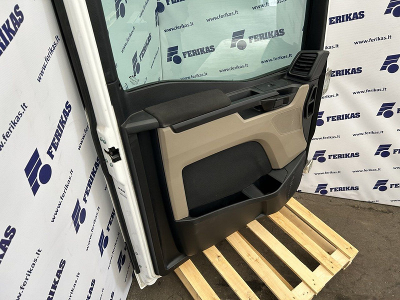 MAN TGX - Дверь и запчасти для Грузовиков: фото 5 MAN TGX - Дверь и запчасти для Грузовиков: фото 5