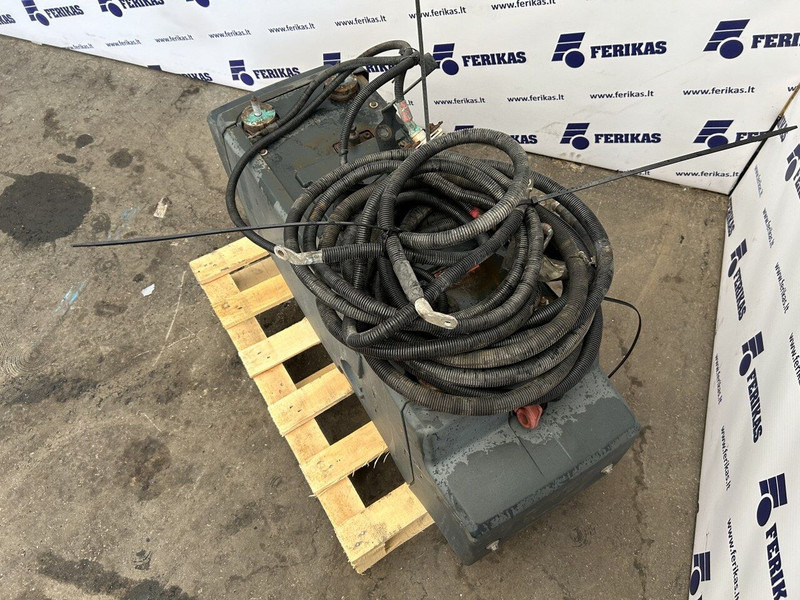 MAN TGX - Аккумулятор для Грузовиков: фото 3 MAN TGX - Аккумулятор для Грузовиков: фото 3