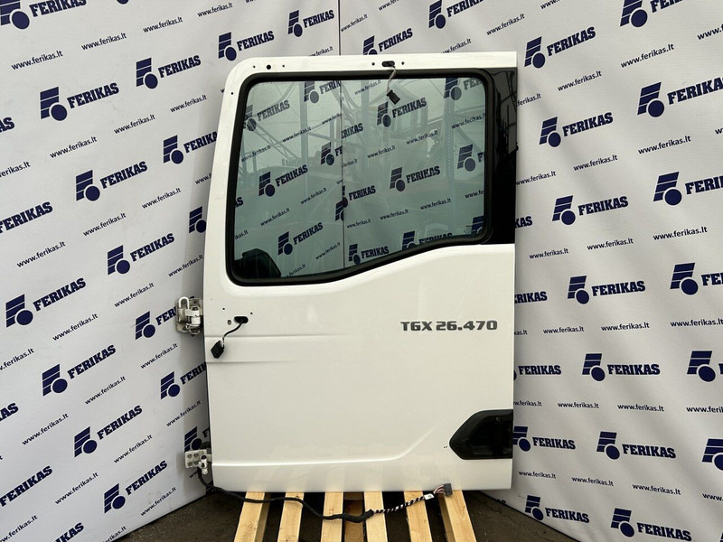 MAN TGX - Дверь и запчасти для Грузовиков: фото 1 MAN TGX - Дверь и запчасти для Грузовиков: фото 1