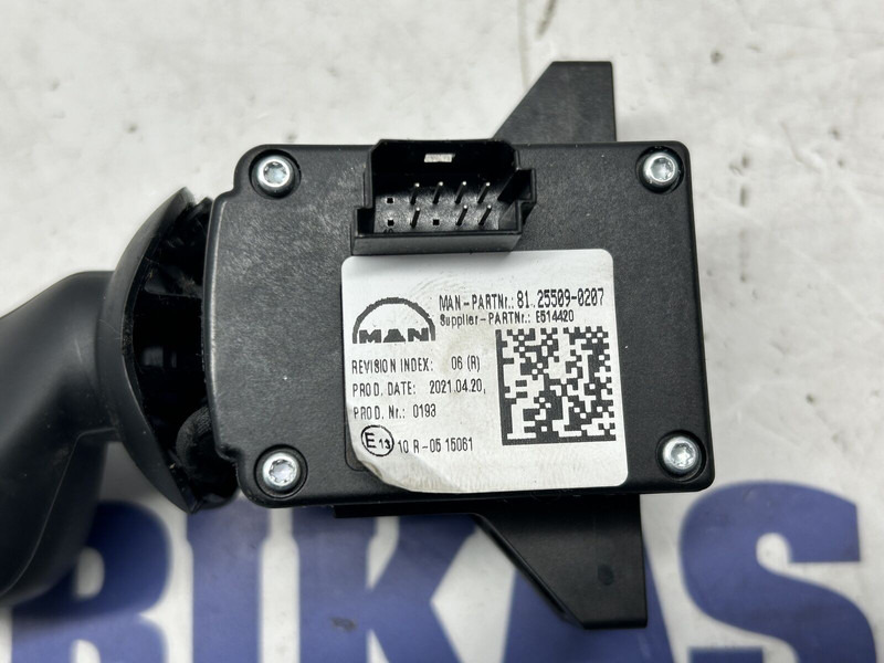 MAN TGX - Подрулевой переключатель для Грузовиков: фото 3 MAN TGX - Подрулевой переключатель для Грузовиков: фото 3
