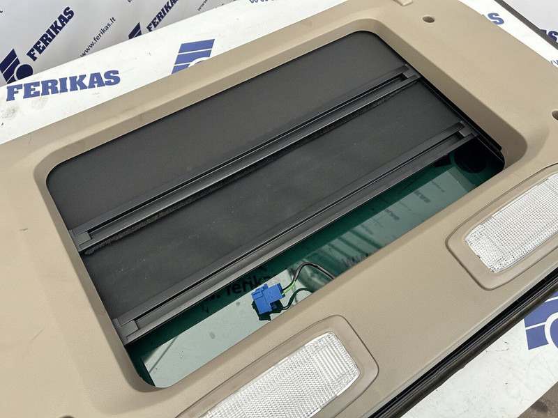 MAN sunroof, roof hatch - Кузов и экстерьер для Грузовиков: фото 3 MAN sunroof, roof hatch - Кузов и экстерьер для Грузовиков: фото 3