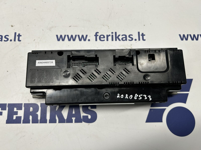 Mercedes-Benz A/C clima control - Приборная панель для Грузовиков: фото 2 Mercedes-Benz A/C clima control - Приборная панель для Грузовиков: фото 2