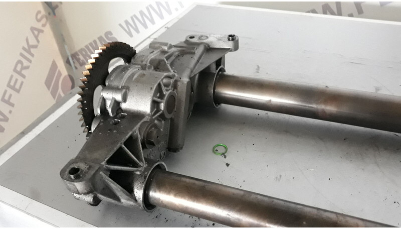 Mercedes-Benz Actros MP4 - Масляный насос для Грузовиков: фото 1 Mercedes-Benz Actros MP4 - Масляный насос для Грузовиков: фото 1