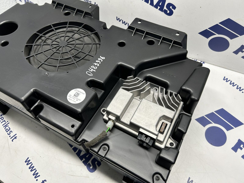 Mercedes-Benz - Кабина и интерьер для Грузовиков: фото 2 Mercedes-Benz - Кабина и интерьер для Грузовиков: фото 2