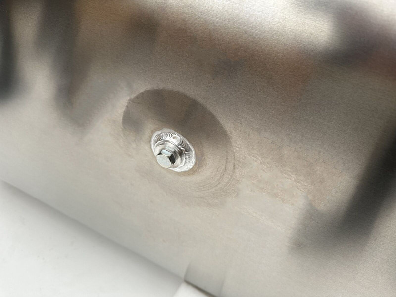 Новый Топливный бак для Грузовиков Mercedes-Benz New aluminum fuel tank 600L: фото 7