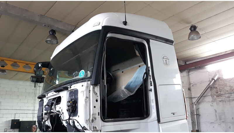 Mercedes-Benz Stream space cab A - Кабина и интерьер для Грузовиков: фото 4 Mercedes-Benz Stream space cab A - Кабина и интерьер для Грузовиков: фото 4
