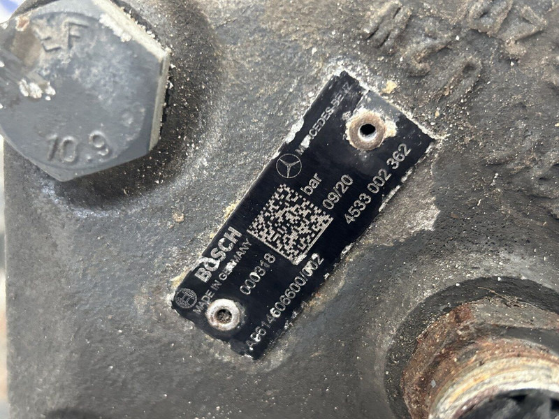 Mercedes-Benz steering gear - Рулевая колонка для Грузовиков: фото 4 Mercedes-Benz steering gear - Рулевая колонка для Грузовиков: фото 4