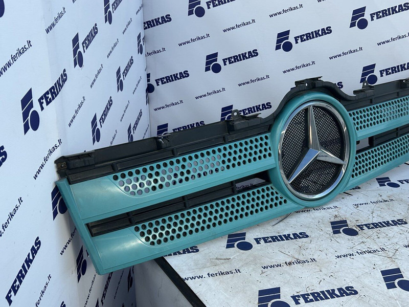 Mercedes-Benz with illuminated logo - Решётка радиатора для Грузовиков: фото 2 Mercedes-Benz with illuminated logo - Решётка радиатора для Грузовиков: фото 2