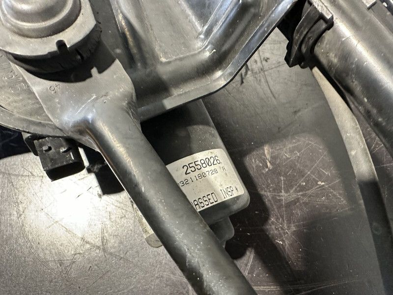 Scania RENAULT, VOLVO,MERCEDES BENZ, MAN, DAF, IVECO - Щетка стеклоочистителя для Грузовиков: фото 4 Scania RENAULT, VOLVO,MERCEDES BENZ, MAN, DAF, IVECO - Щетка стеклоочистителя для Грузовиков: фото 4
