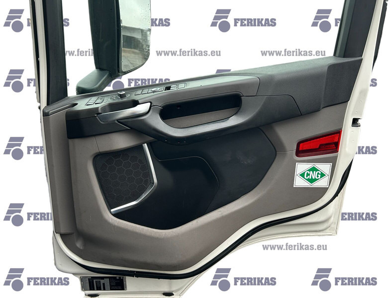 Scania right side - Дверь и запчасти для Грузовиков: фото 3 Scania right side - Дверь и запчасти для Грузовиков: фото 3