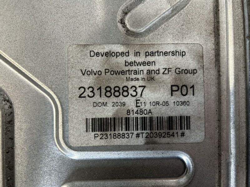 Volvo ECU engine - Блок управления для Грузовиков: фото 4 Volvo ECU engine - Блок управления для Грузовиков: фото 4