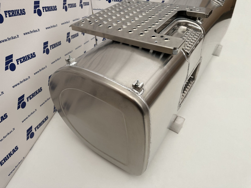 Volvo VOLVO RENAULT - Топливный бак для Грузовиков: фото 3 Volvo VOLVO RENAULT - Топливный бак для Грузовиков: фото 3