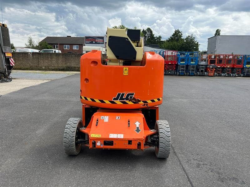 JLG E400AJPN elektro 14m (1779) - Коленчатый подъемник: фото 4 JLG E400AJPN elektro 14m (1779) - Коленчатый подъемник: фото 4