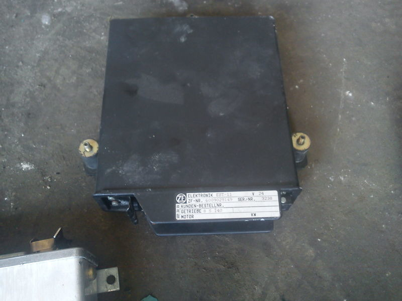 DAF коробкой ZF8S140 - Блок управления: фото 1 DAF коробкой ZF8S140 - Блок управления: фото 1