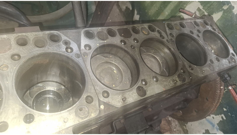 MAN D 0836 LOH56 лизинг MAN D 0836 LOH56: фото 9 MAN D 0836 LOH56 лизинг MAN D 0836 LOH56: фото 9