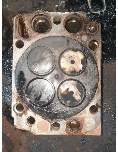 MAN - Головка блока: фото 2 MAN - Головка блока: фото 2