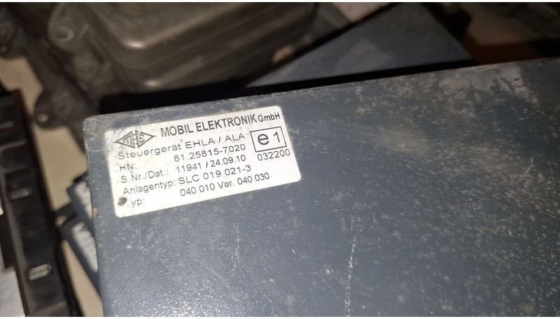 MAN VDO 412.409/007/002. 412.413.009\008 . 412.413.005.003 - Блок управления: фото 3 MAN VDO 412.409/007/002. 412.413.009\008 . 412.413.005.003 - Блок управления: фото 3