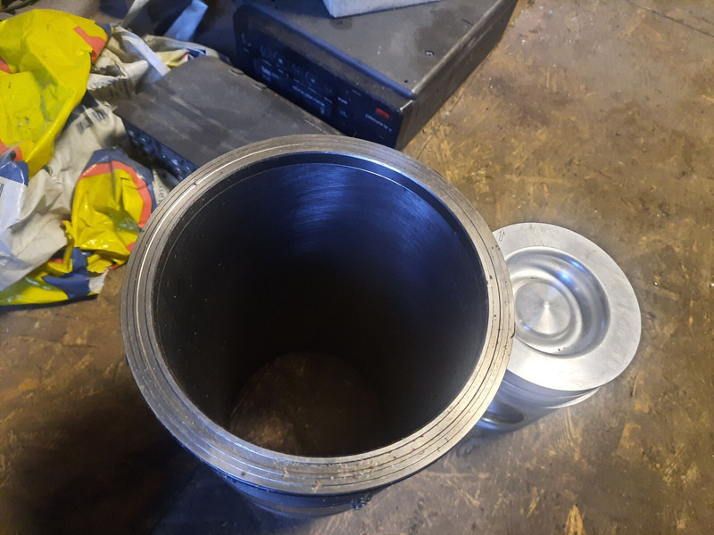 Scania - Двигатель и запчасти: фото 2 Scania - Двигатель и запчасти: фото 2