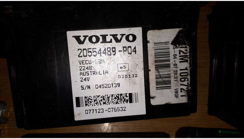 Volvo 20744283-01 .20514900-03. 20585155-P02/20554489-P04/.2050318 - Блок управления: фото 4 Volvo 20744283-01 .20514900-03. 20585155-P02/20554489-P04/.2050318 - Блок управления: фото 4