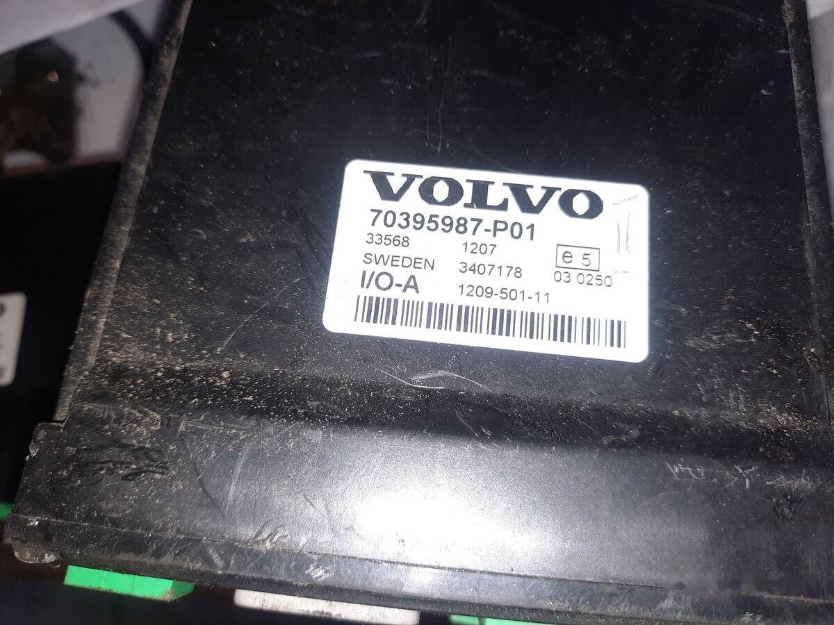 Блок управления для Автобусов Volvo 20744283-01 .20514900-03.\\\\ 20585155-P02/20554489-P04/.2050318   Volvo B12./B10: фото 8