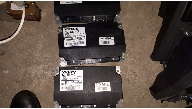 Блок управления Volvo 20815236-P04. 70327101. 2054900 . 20744283-01. 3192577. 20815236: фото 11