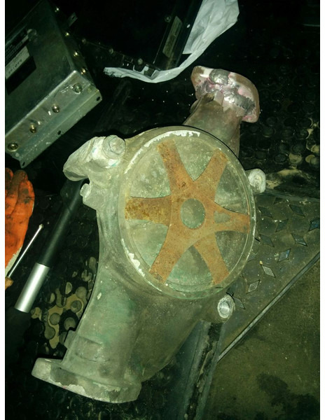 Volvo B 12 9700 . FM/FH - Помпа: фото 5 Volvo B 12 9700 . FM/FH - Помпа: фото 5