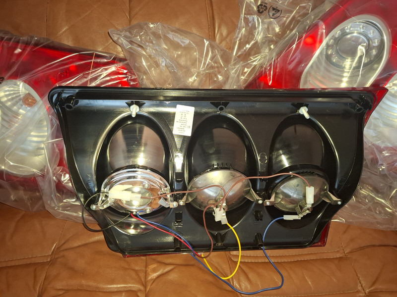 Volvo B12-9700 - Свет/ Освещение: фото 3 Volvo B12-9700 - Свет/ Освещение: фото 3