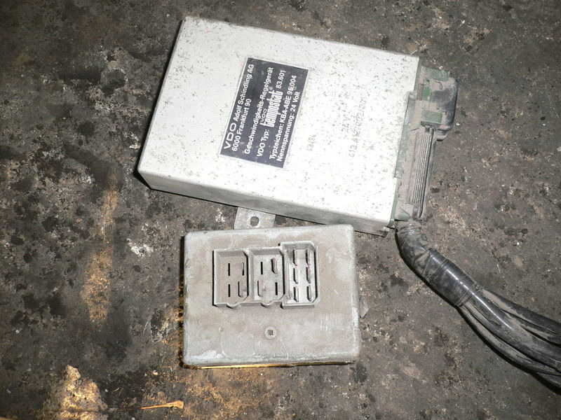 Volvo VDO 412.412/002/001 - Блок управления: фото 3 Volvo VDO 412.412/002/001 - Блок управления: фото 3