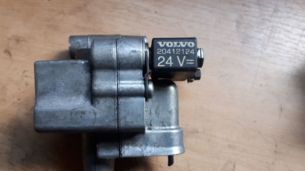 Volvo privoda shkivov remney i toplivnogo nasosa 8148452 Volvo - Коленчатый вал для Грузовиков: фото 5 Volvo privoda shkivov remney i toplivnogo nasosa 8148452 Volvo - Коленчатый вал для Грузовиков: фото 5