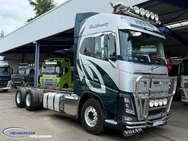 Volvo FH 750 6x4, Steel - Air, Globetrotter XL - Грузовик-шасси: фото 1 Volvo FH 750 6x4, Steel - Air, Globetrotter XL - Грузовик-шасси: фото 1