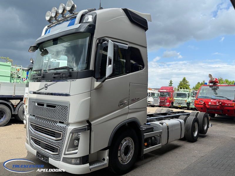 Volvo FH 750 Globetrotter XL, Retarder, 460 WB, Reduction axle, Pto - Грузовик-шасси: фото 3 Volvo FH 750 Globetrotter XL, Retarder, 460 WB, Reduction axle, Pto - Грузовик-шасси: фото 3
