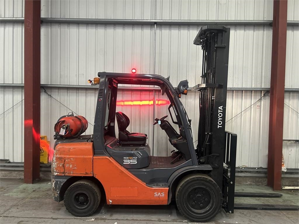 Toyota 02-8FGJF35  - Газовый погрузчик: фото 5 Toyota 02-8FGJF35  - Газовый погрузчик: фото 5