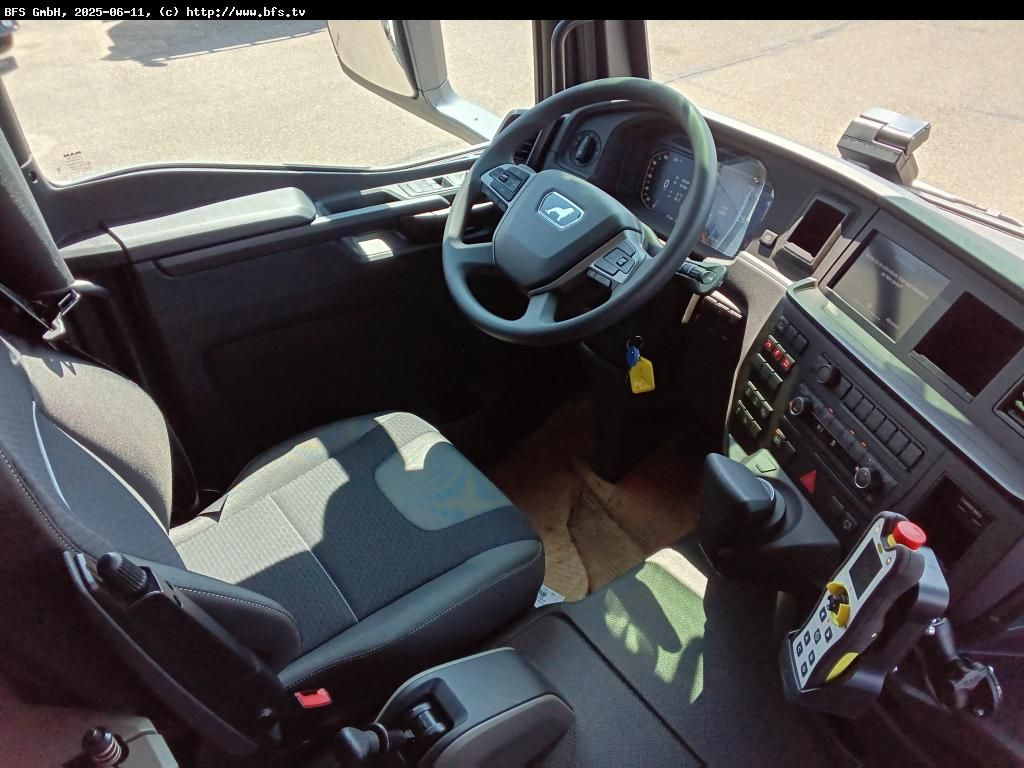 Barkas TGS (TG3) 35.540 8x4-4 BL CH Abroller 4-achser R - Эвакуатор: фото 4 Barkas TGS (TG3) 35.540 8x4-4 BL CH Abroller 4-achser R - Эвакуатор: фото 4