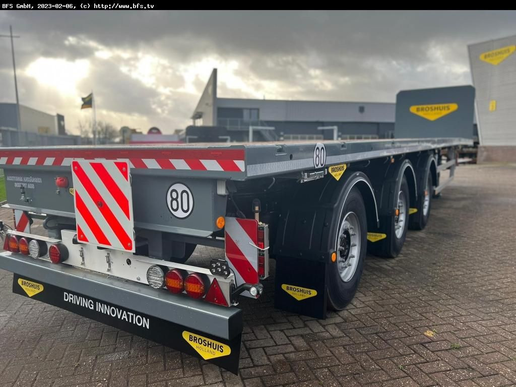 Broshuis Telesattel 1x ausziehbar 3-Achs Telesattel Leich - Полуприцеп бортовой/ Платформа: фото 1 Broshuis Telesattel 1x ausziehbar 3-Achs Telesattel Leich - Полуприцеп бортовой/ Платформа: фото 1