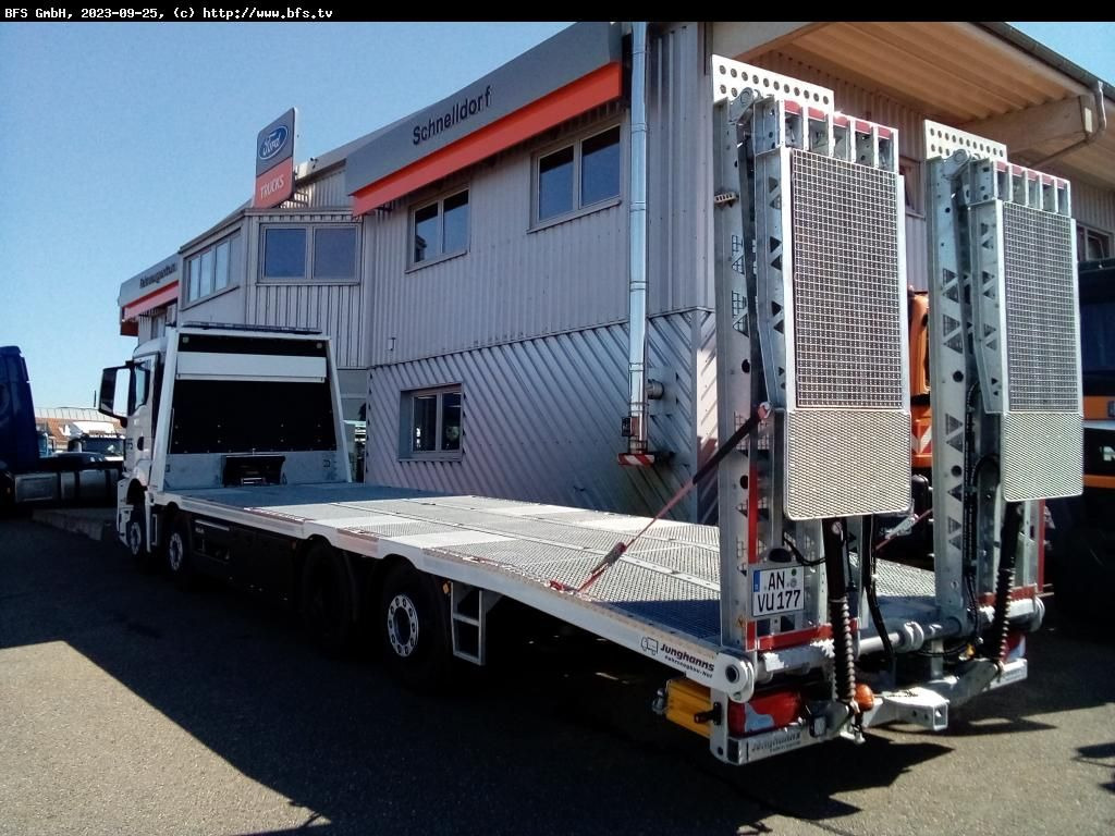 MAN TGS (TG3) 35.430 8x2-6 BL CH Plattform Aufbau mi - Эвакуатор: фото 2 MAN TGS (TG3) 35.430 8x2-6 BL CH Plattform Aufbau mi - Эвакуатор: фото 2