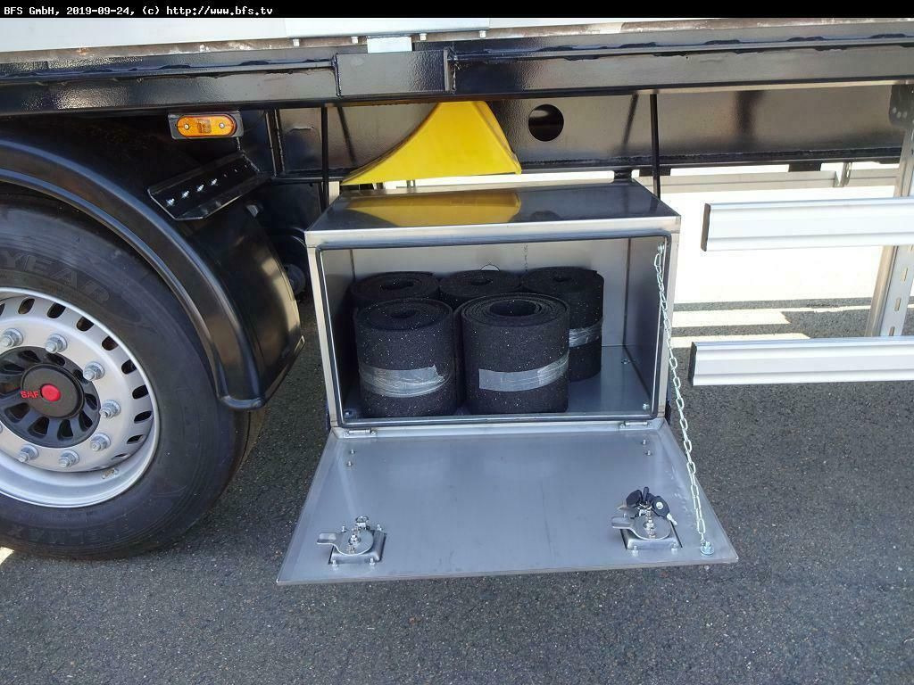 Wingliner Schwenkwand Hydraulisch CODE XL - Прицеп-фургон: фото 3 Wingliner Schwenkwand Hydraulisch CODE XL - Прицеп-фургон: фото 3